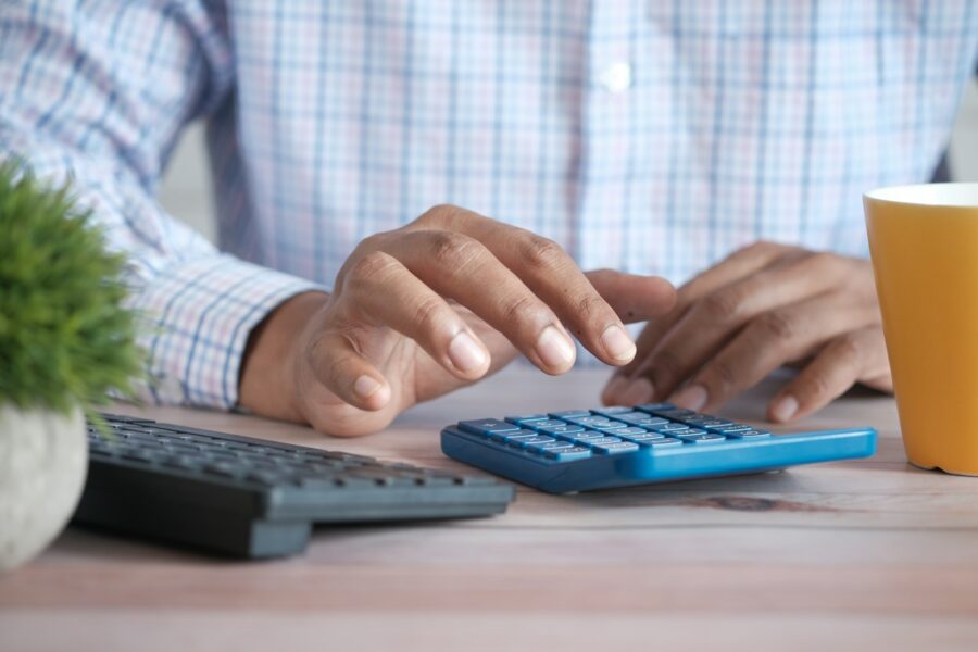 Freelancer working home calculator