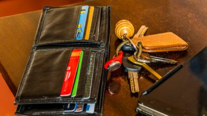 Cash stuffing basics for beginners who want steadier savings