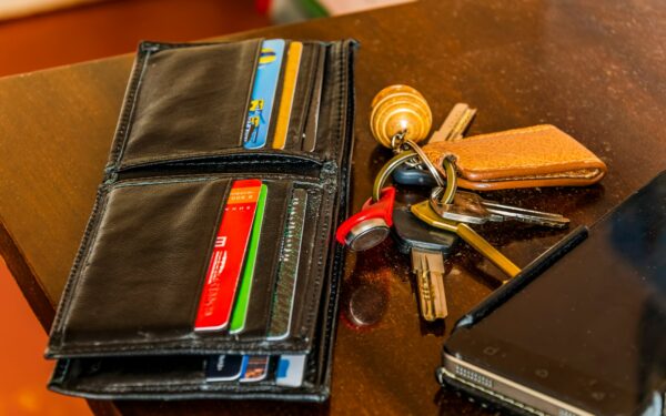 Cash stuffing basics for beginners who want steadier savings