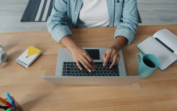 How beginner bloggers really make money from their first 1,000 readers