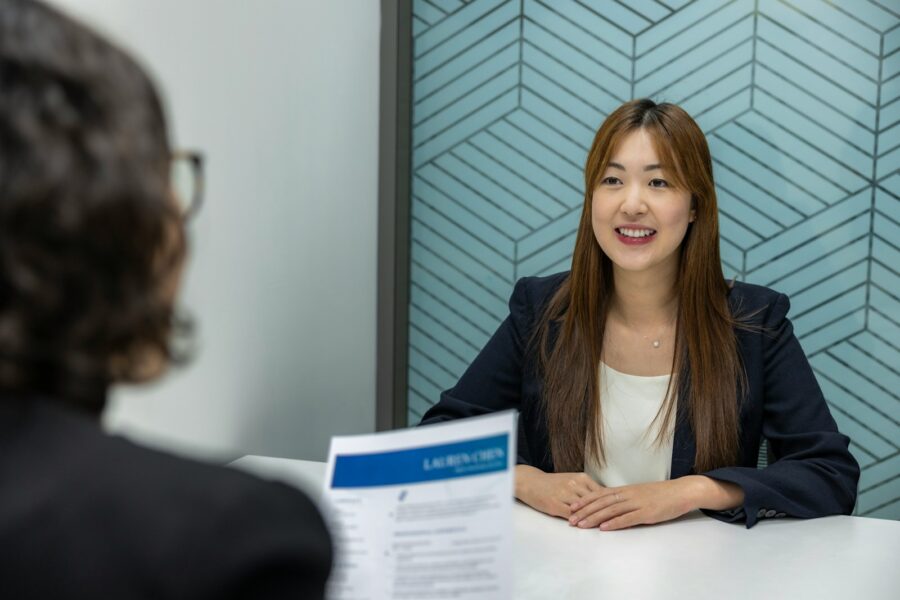 Office job interview salary discussion