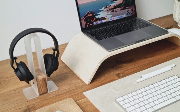 How to use part-time remote customer support work to boost your pay