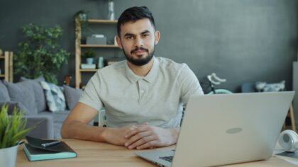 Starting with micro freelance projects to grow a flexible second income