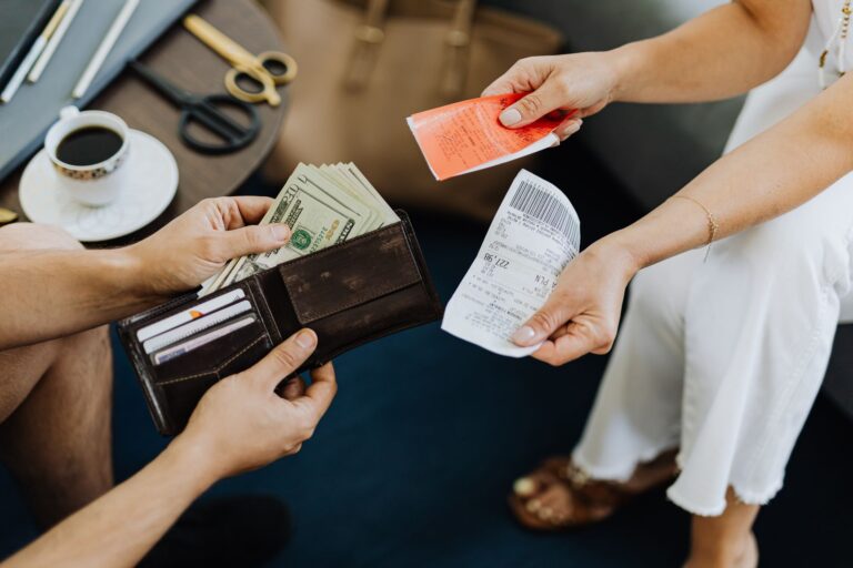 Grocery receipt wallet