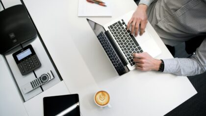A simple guide to tracking your income so you know where you stand