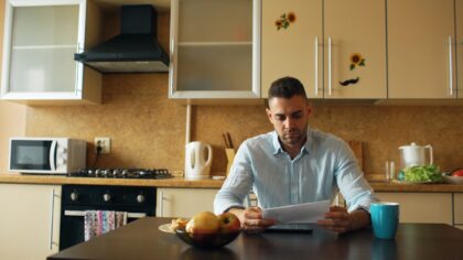 A simple weekend reset to review your expenses and refresh your saving plan