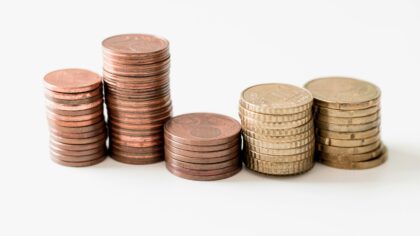 How compound growth quietly transforms small regular contributions into sizable savings