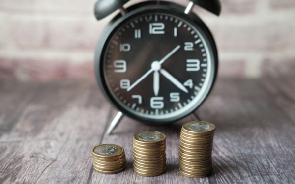 How compounding really works in investing and why time matters more than timing