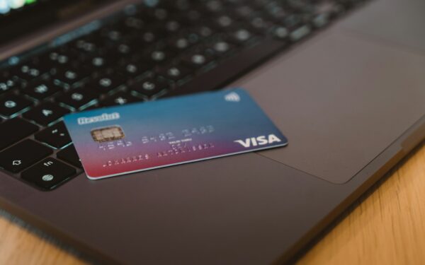 How overdraft limits and fees affect your day‑to‑day banking
