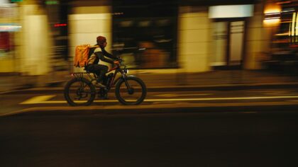 How small online shops are adapting to the age of instant delivery
