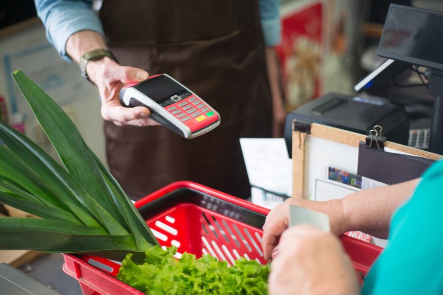 Supermarket shopper scanning