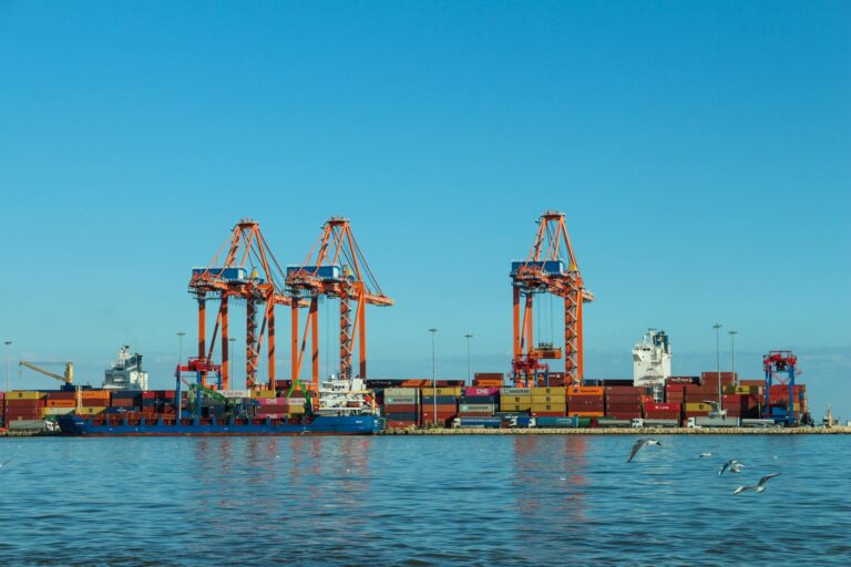 Cargo containers port