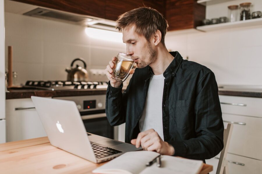 Freelancer budgeting kitchen