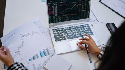 How to compare ETFs: a simple guide for new long‑term investors