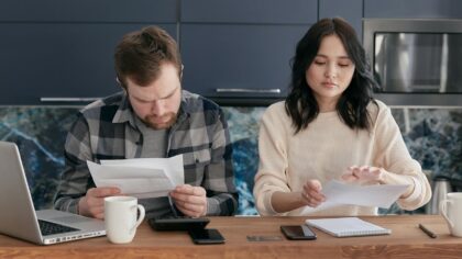 How to handle a surprise expense with emergency borrowing without digging a deeper hole