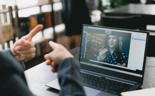 How to make money with online language tutoring from home