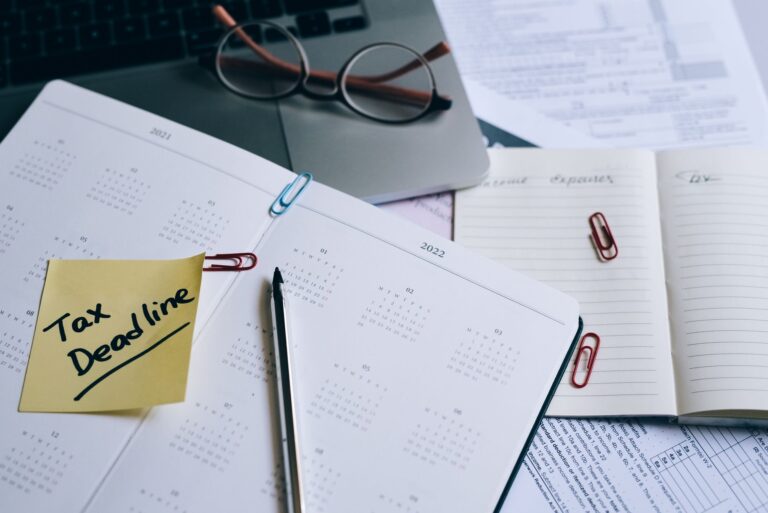 Calendar laptop financial