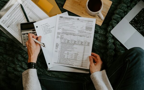 How to read investment account statements and spot key information