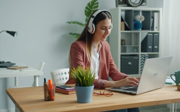 How to start earning with simple transcription work from home