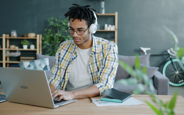 How to turn simple transcription work into a beginner-friendly side hustle