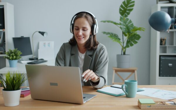 How to turn simple transcription work into extra money from home