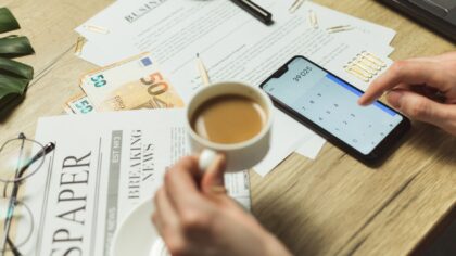 How to use a savings account in a smart way, not just as a cash storage box