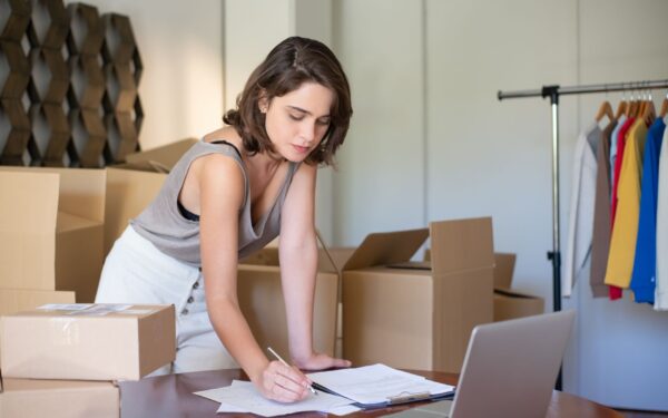 How to use online marketplaces to turn unused items into steady cash