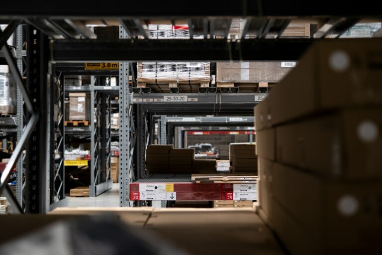 Warehouse seasonal workers