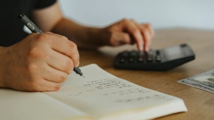 How to use short‑term financial goals to feel more in control of your money