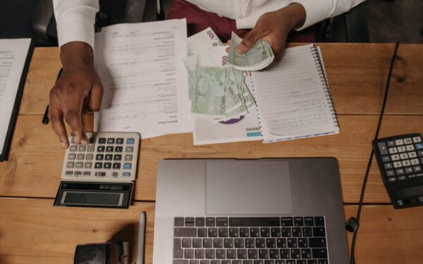 Simple ways to protect your bank accounts from identity theft and payment fraud