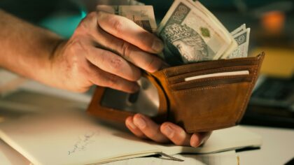 Simple envelope system: a beginner-friendly way to organize your cash