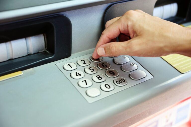 Close atm keypad
