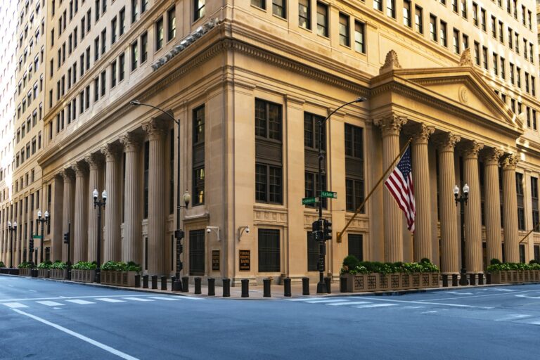 Central bank building