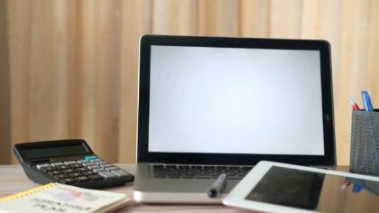 How digital invoices are transforming cash flow management for local businesses