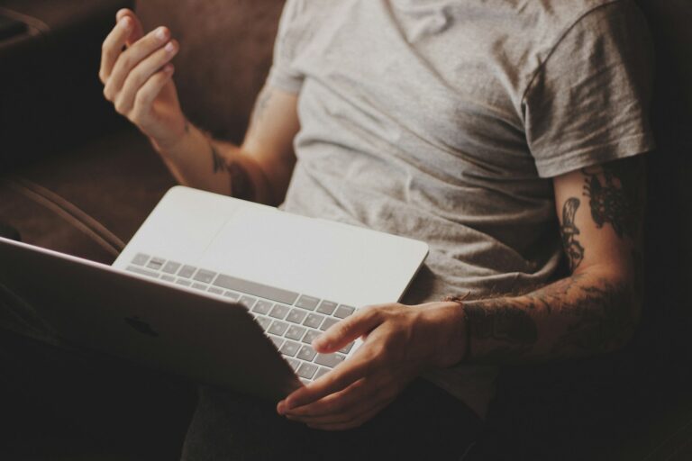 Person reviewing online