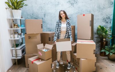 How to earn extra money offering simple home organizing services
