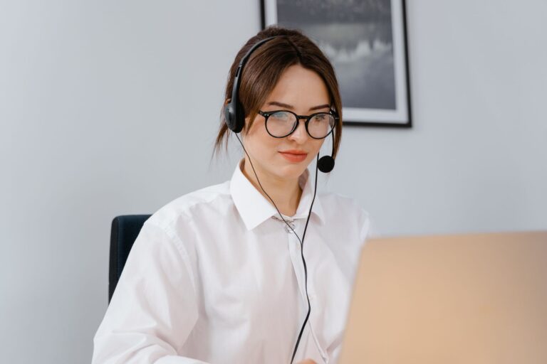 Woman laptop customer