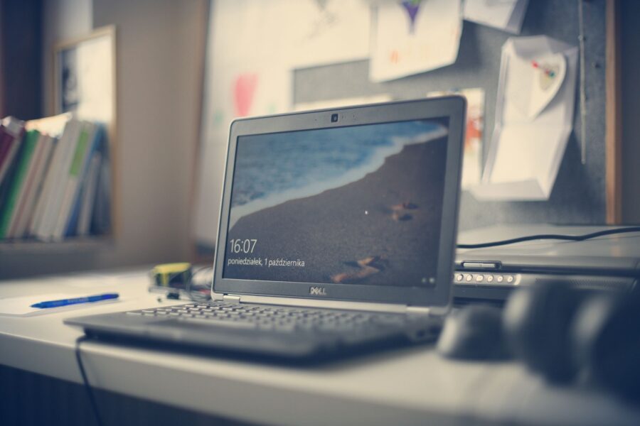 Laptop desk digital