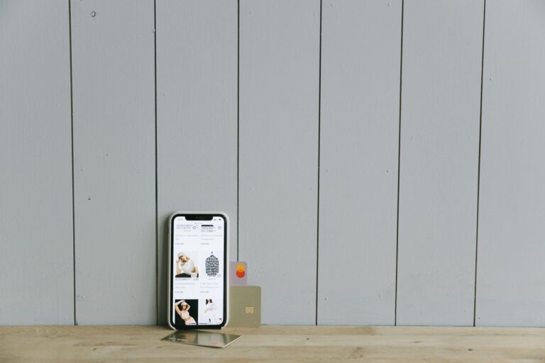 Smartphone banking notification