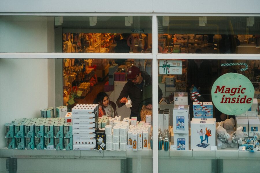 Seasonal workers retail