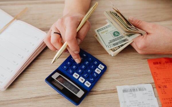 How to use sinking funds to handle big expenses without derailing your budget