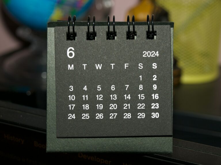 Stack coins calendar