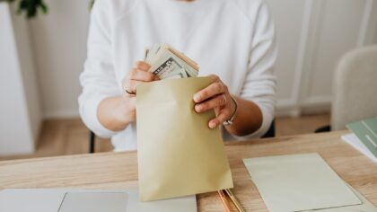Simple cash stuffing basics to regain control of your money